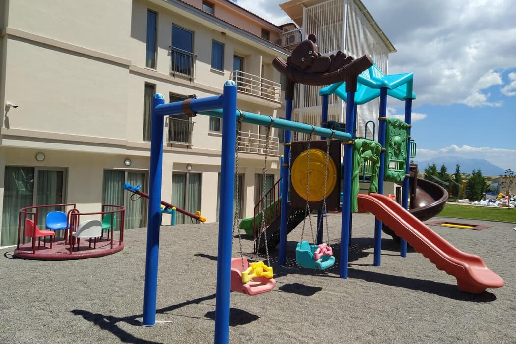 ADEMPİRA TERMAL & SPA HOTEL